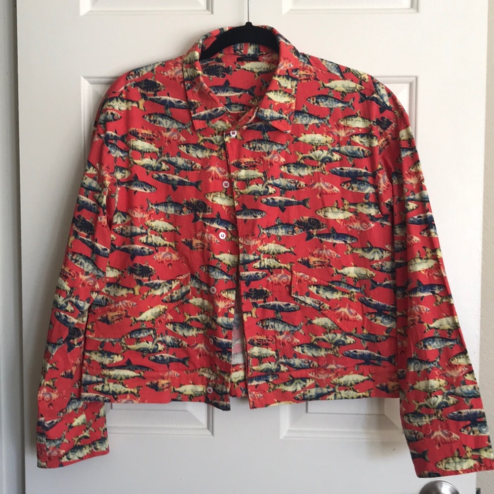 Light jacket fish pattern